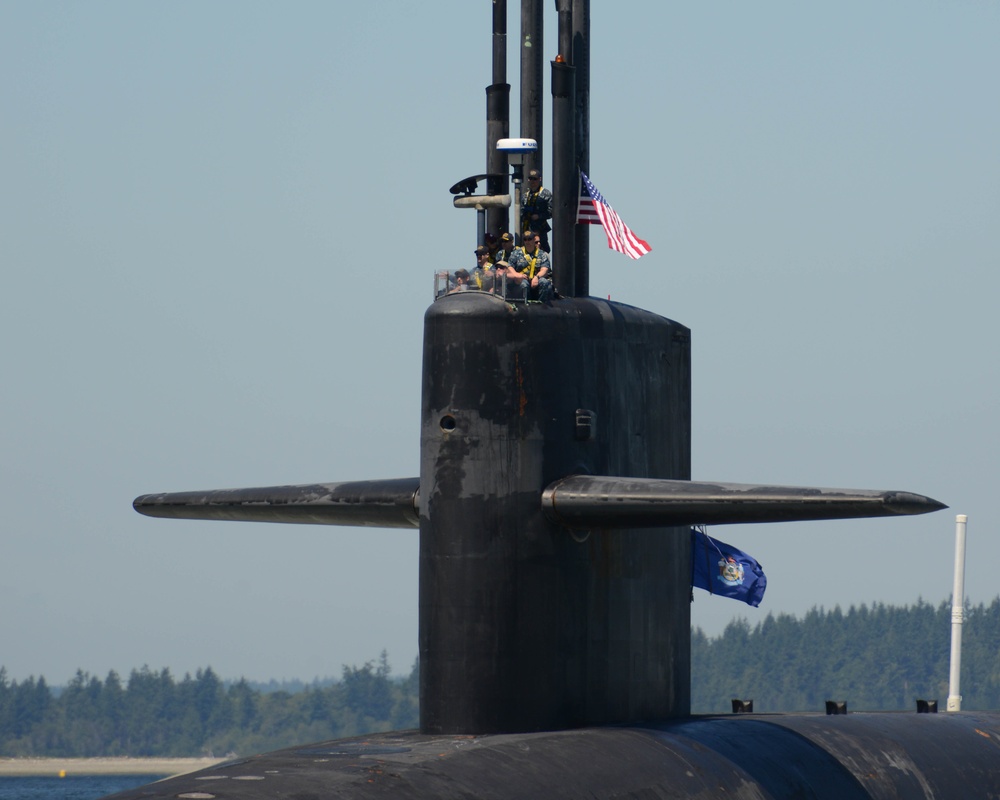 USS Maine returns to Naval Base Kitsap - Bangor