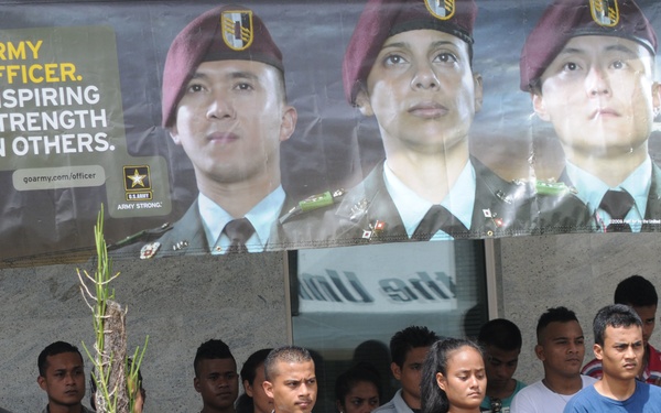 Micronesian youths enlist in US Army