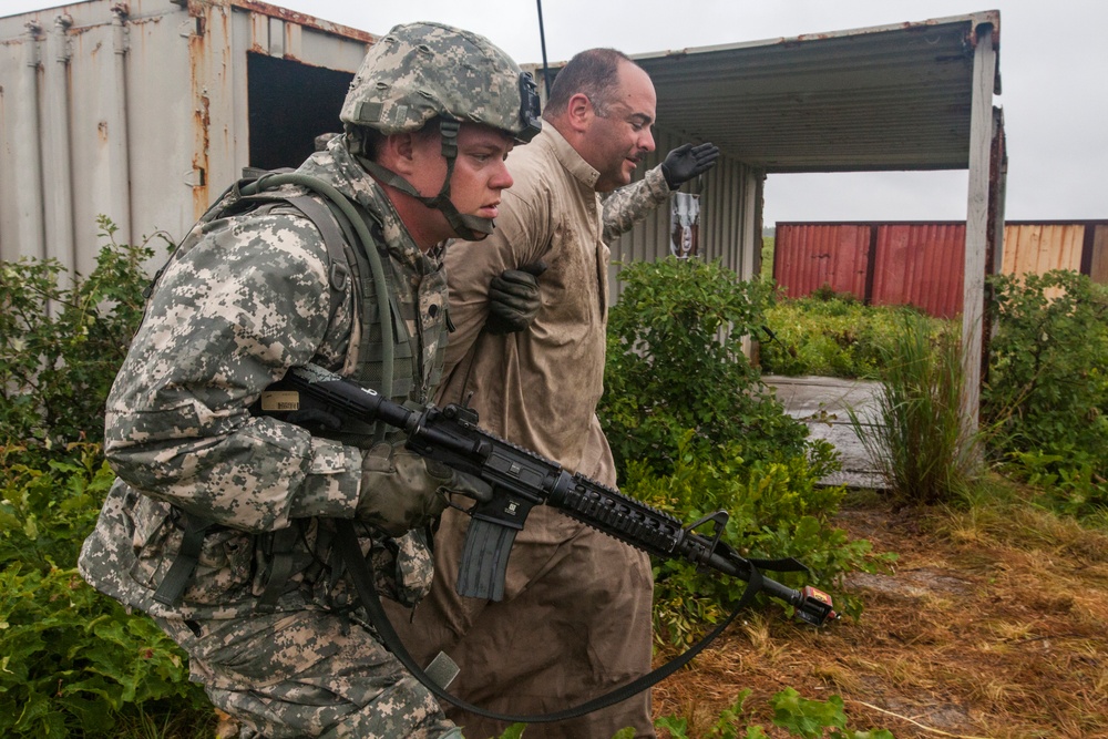 New Jersey National Guard and Marines perform joint training