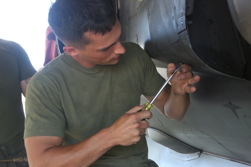 Marine Attack Squadron 542 Deploys for Training