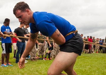 Highland Games Test Marines’ Strengths