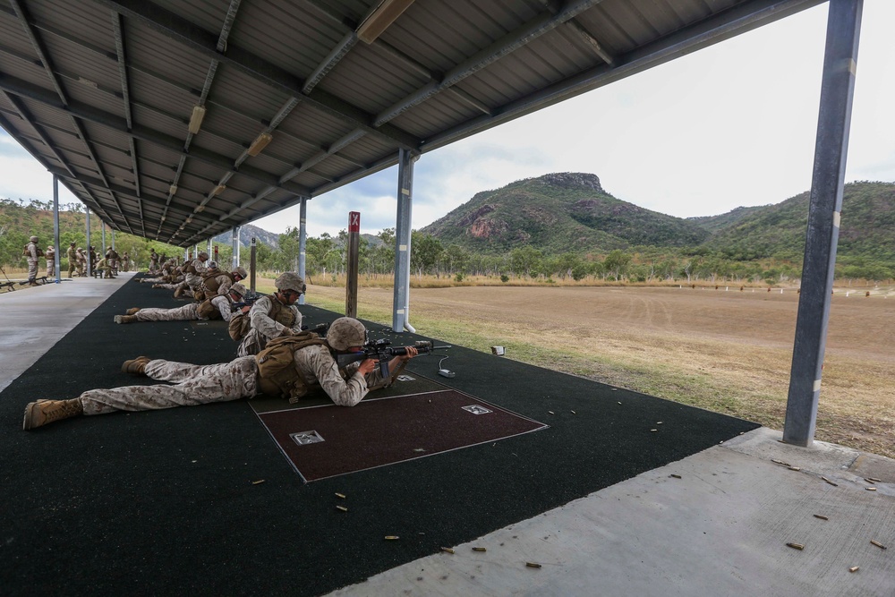 U.S. Marines complete Australian Army rifle qualification