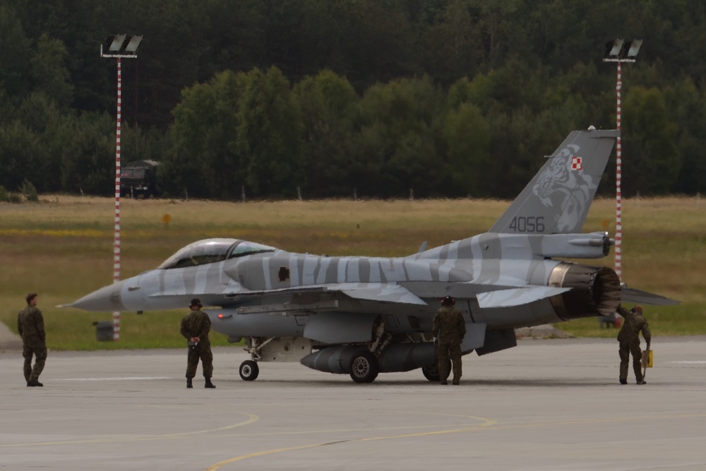 Polish F-16s launch to participate in Exercise Eagle Talon