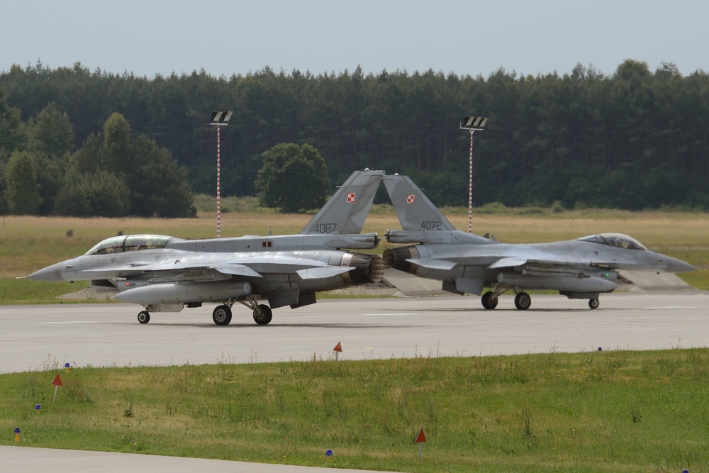 Polish F-16s launch to participate in Exercise Eagle Talon