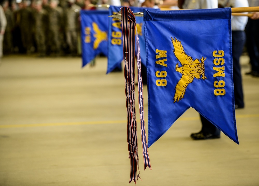 86th AW welcomes new commander