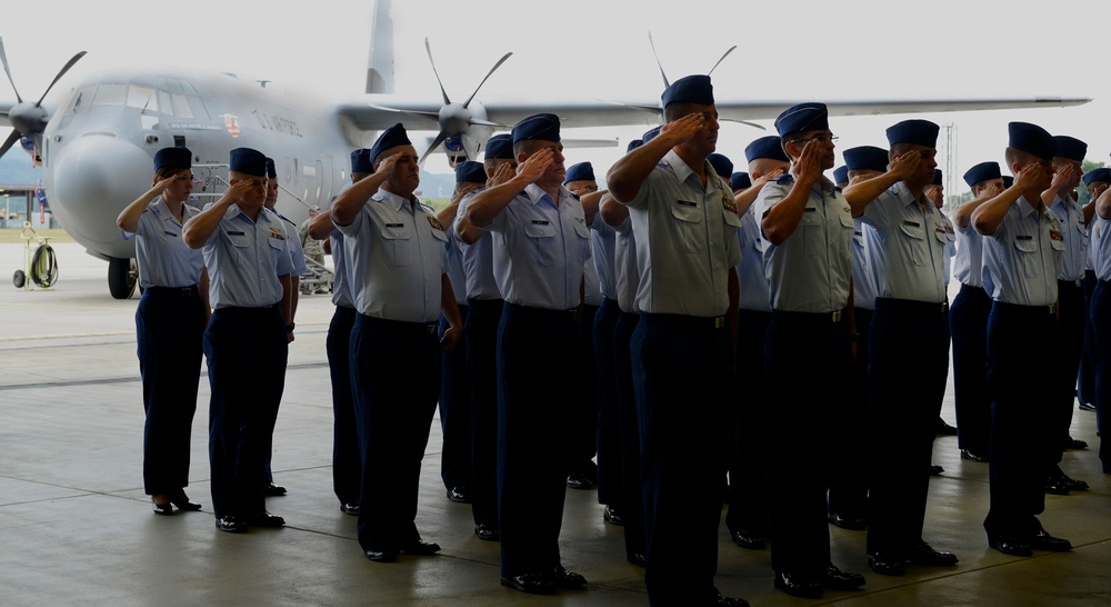 86th AW welcomes new commander