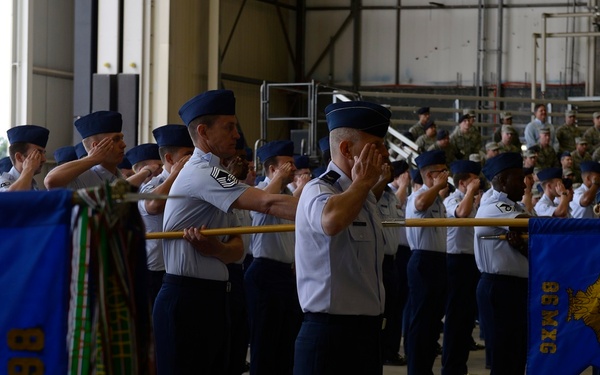 86th AW welcomes new commander
