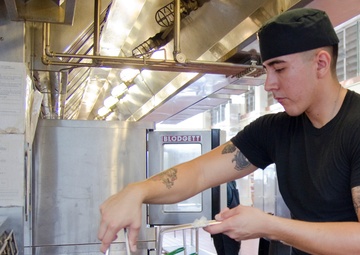 Marines cook in culinary competition at Anderson