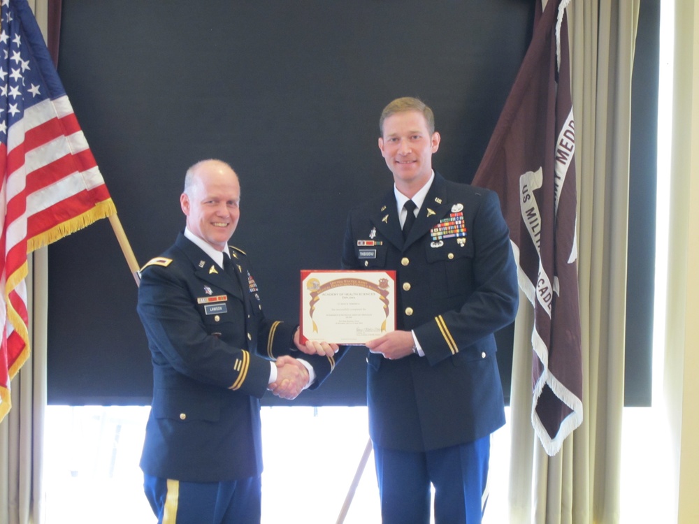 Vermont National Guardsman graduates from Physician Assistant Program; Commissioned in US Army