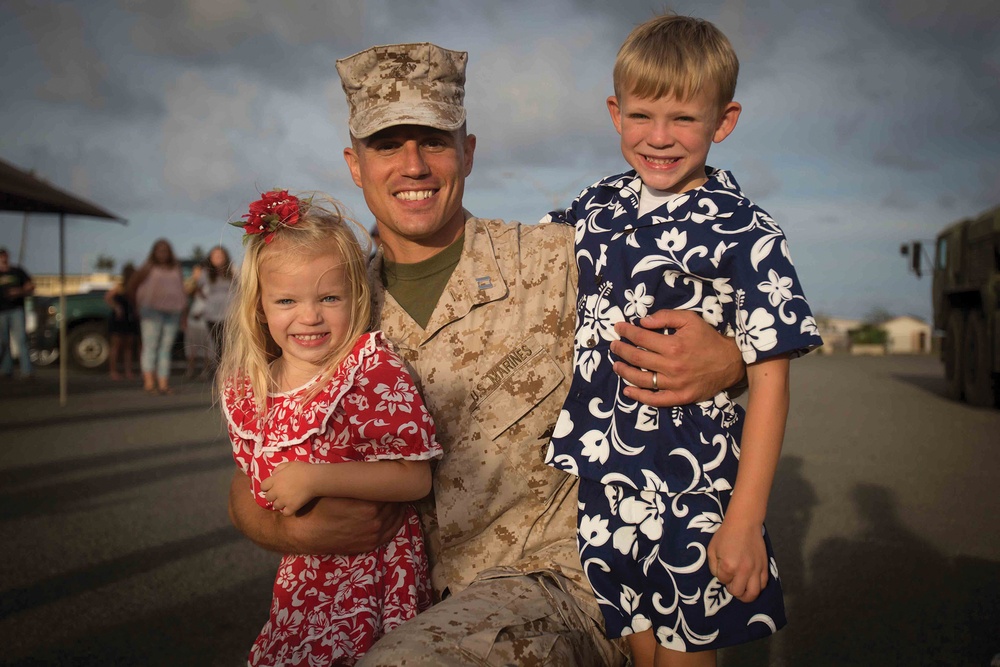 Welcome home Hawaii Marines