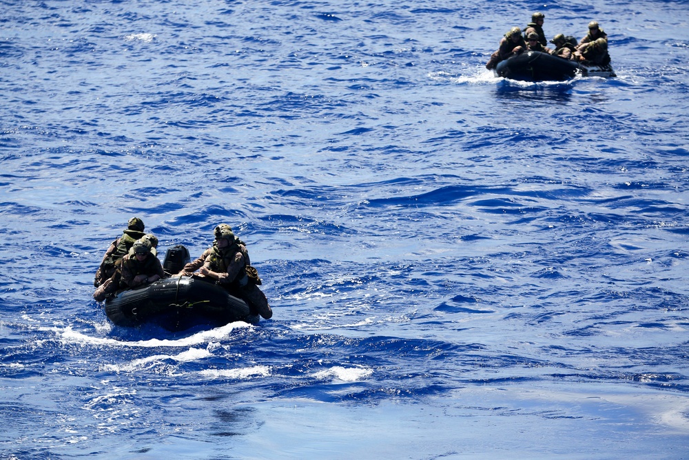 Marines paticipate in boat operations