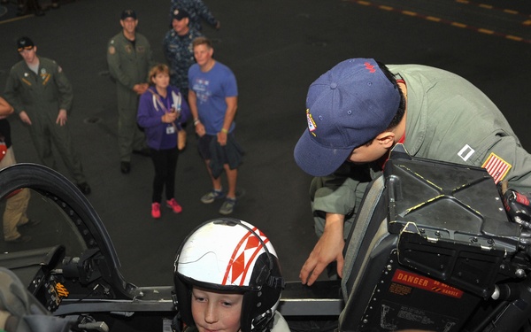 USS George Washington ship tour in Australia