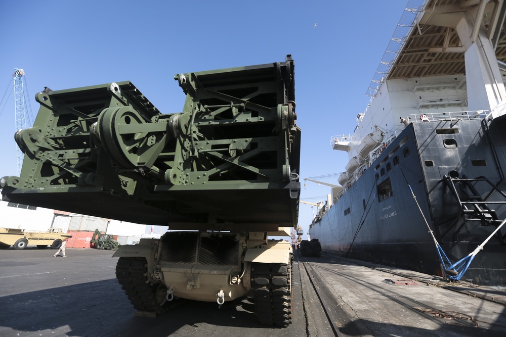 African Lion 15: MPF offload