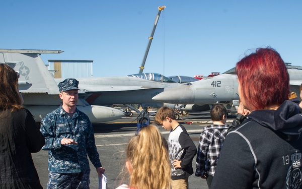 USS George Washington ship tour in Australia