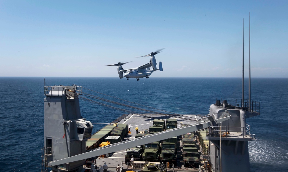 Marine Osprey takes off from USS Oak Hill