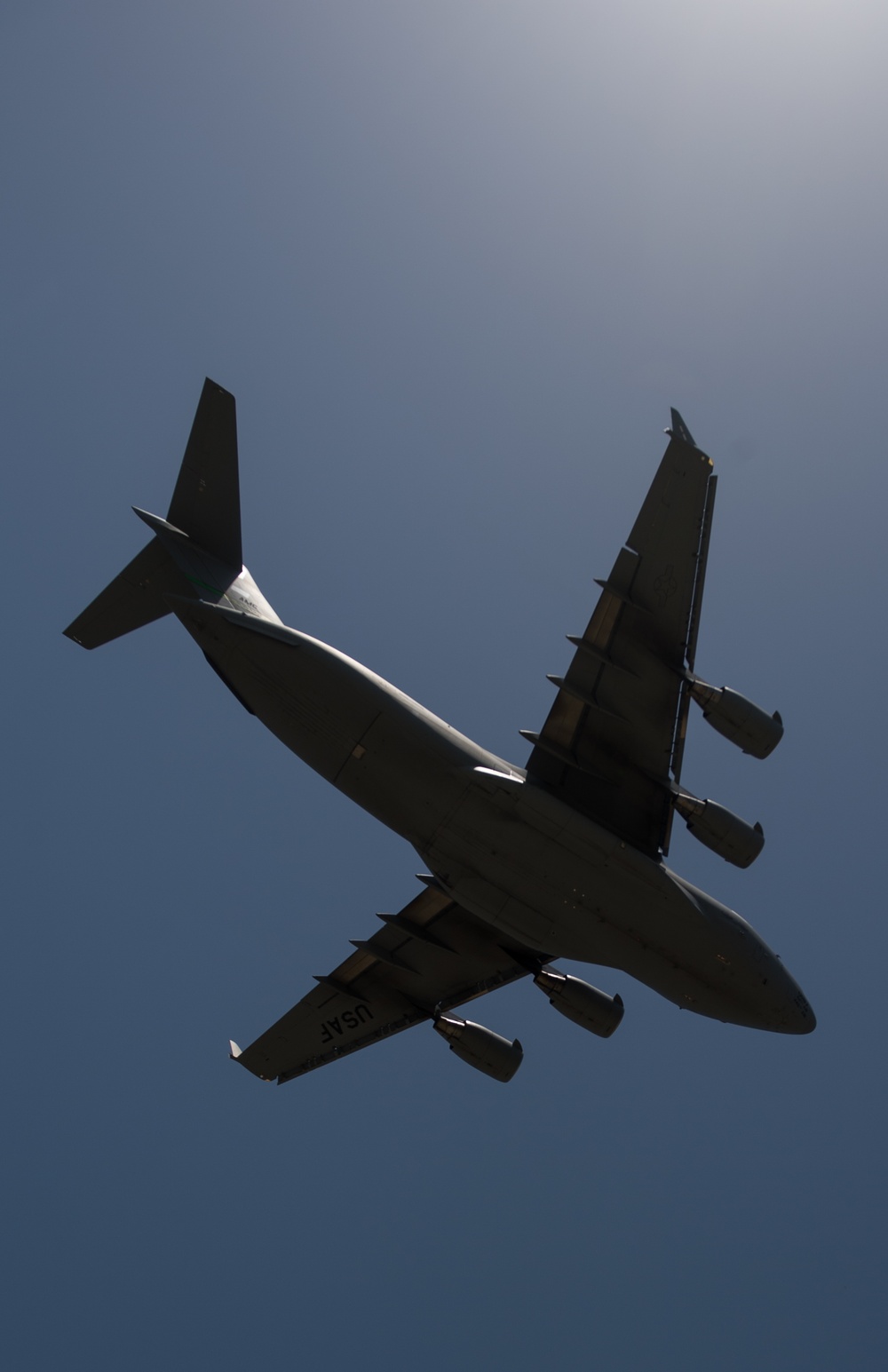 8th EAMS maintainers keep strategic airlift mission flying