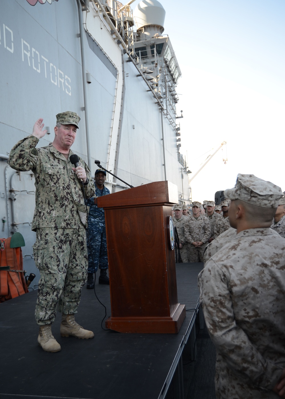 US Naval Forces Central Command commander visits USS Iwo Jima