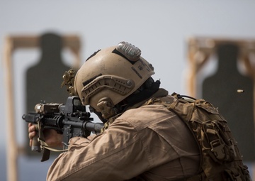 24th MEU: MRF Deck Shoot Aboard USS New York (LPD 21)
