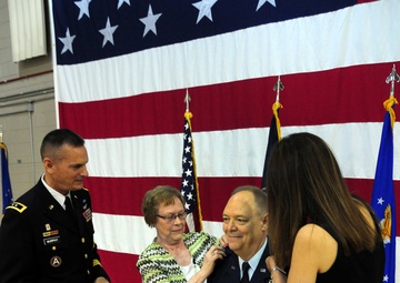 New York Air National Guard promotes new major generals and changes command