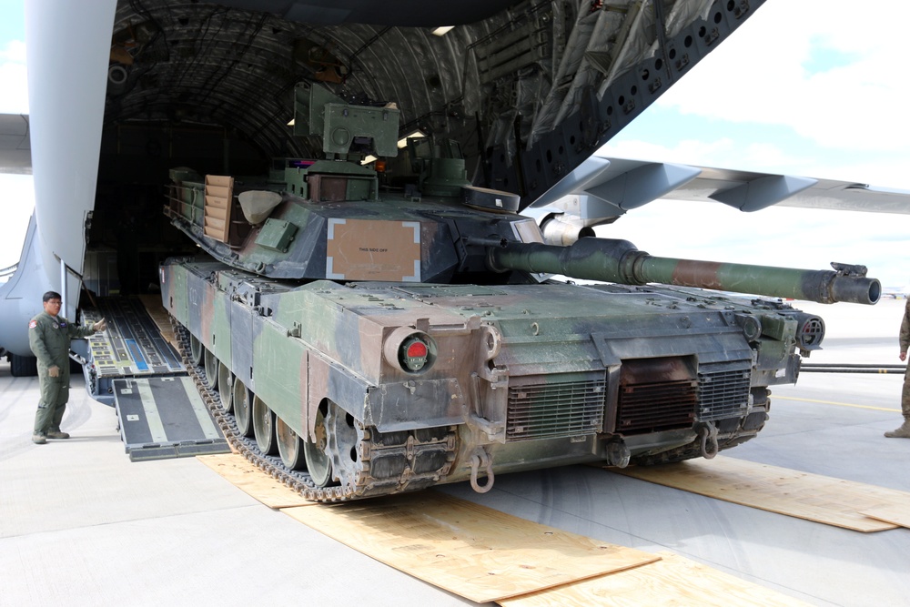 M1A2 Abrams Tank Unloading