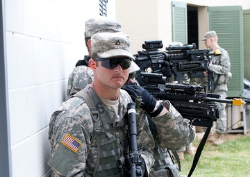 Illinois National Guard’s 2nd Battalion, 130th Infantry Regiment