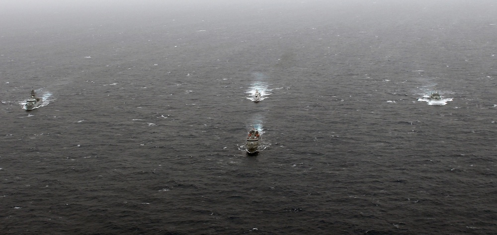 US, British, Canadian, Mexican ships sail in formation at Tradewinds