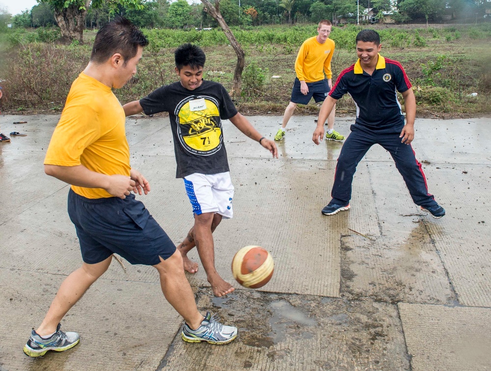 Littoral Combat Ship USS Fort Worth (LCS 3)