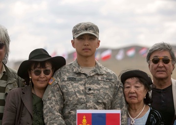 U.S. soldier returns home to Mongolia for training