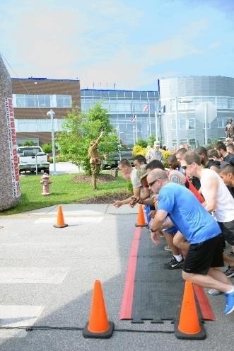Community musters for National Guard race