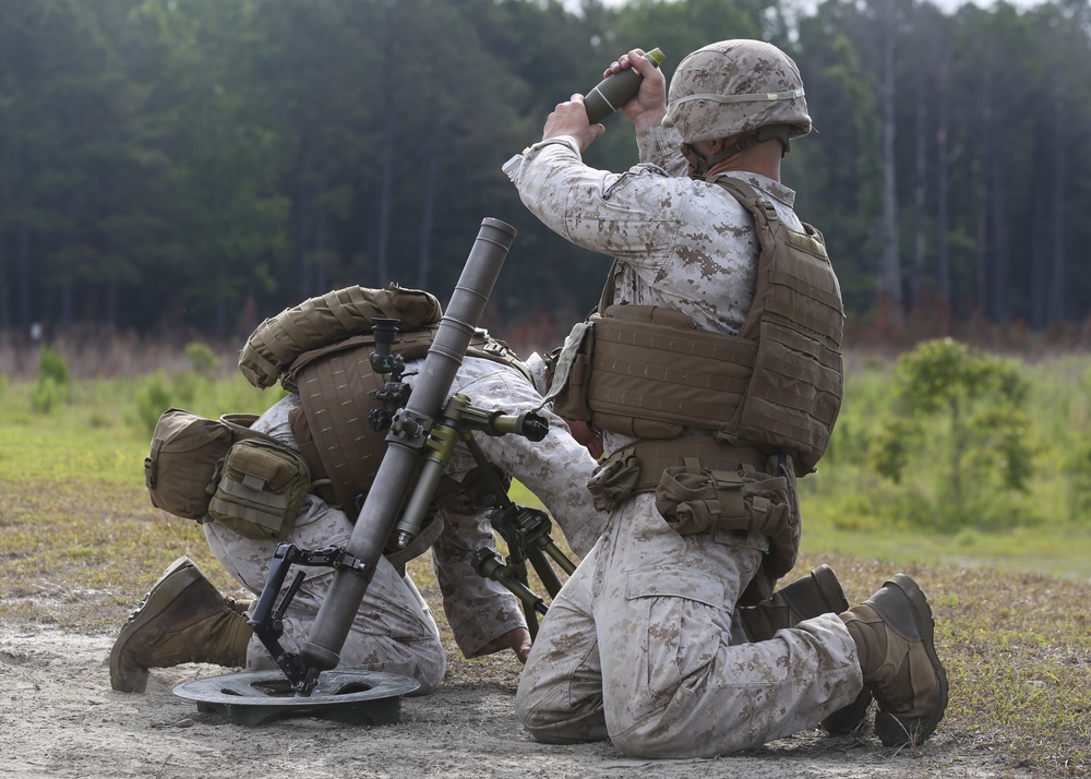Best riflemen in 2nd Marine Division prove their combat strength in Infantry Rifle Squad Competition