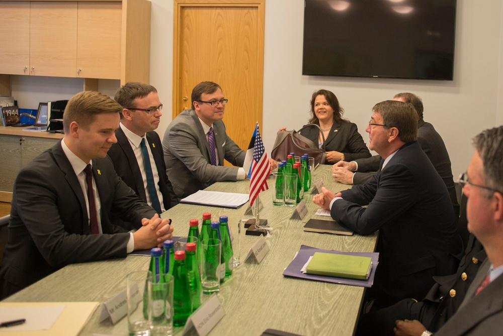 Secretary of defense visits Estonia