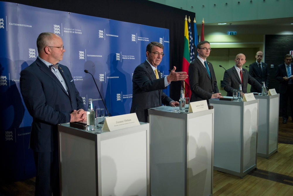 Secretary of defense visits Estonia