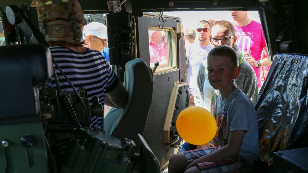 US partners celebrate Victory Day with Estonians