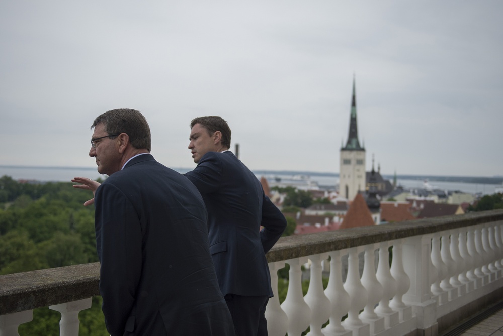 Secretary of defense visits Estonia