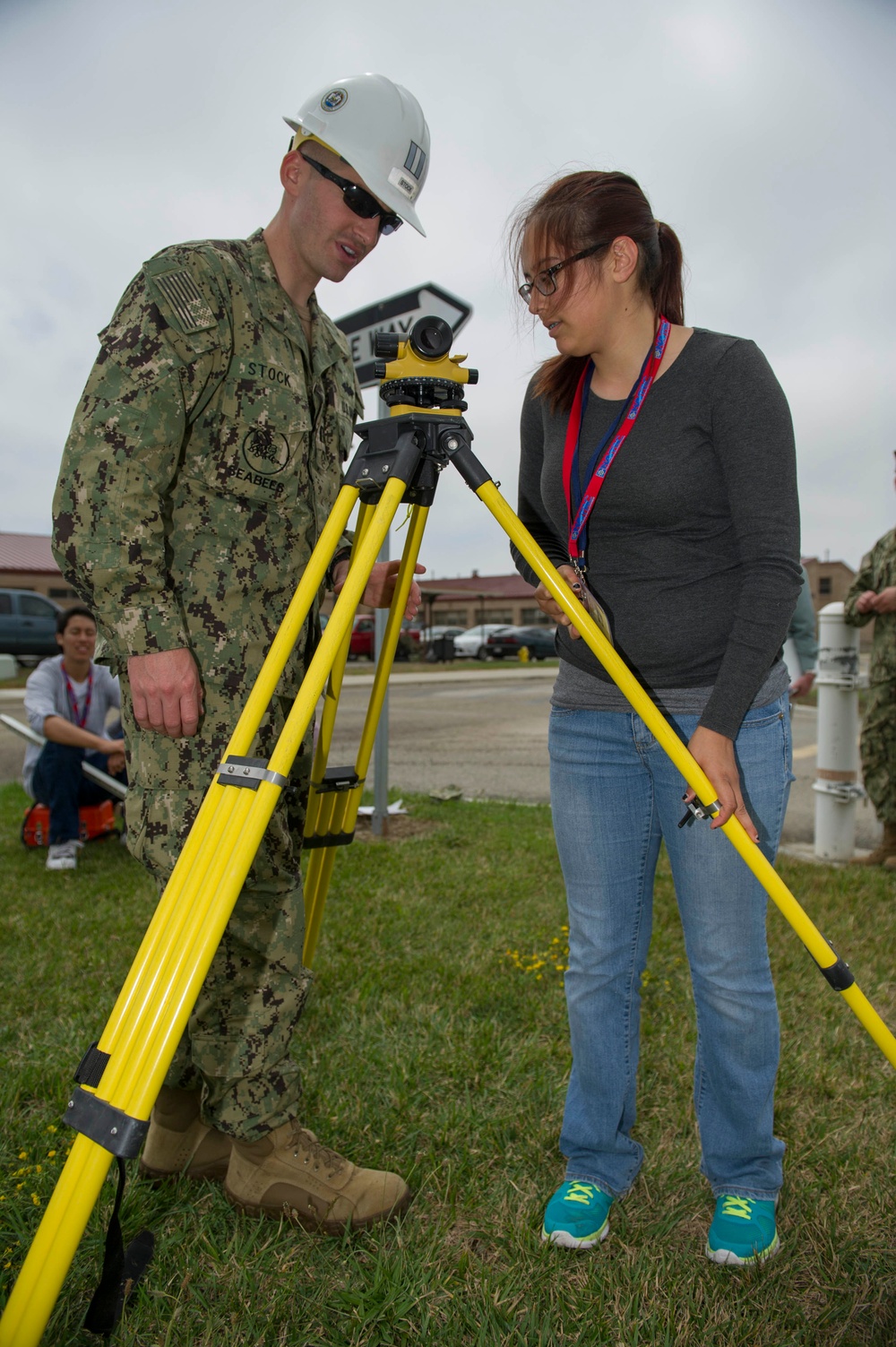 Students see how Seabees do STEM