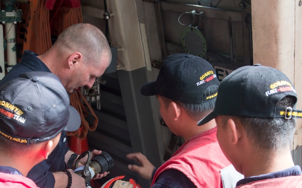 Littoral Combat Ship USS Fort Worth (LCS 3)