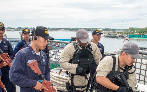 Littoral Combat Ship USS Fort Worth (LCS 3)