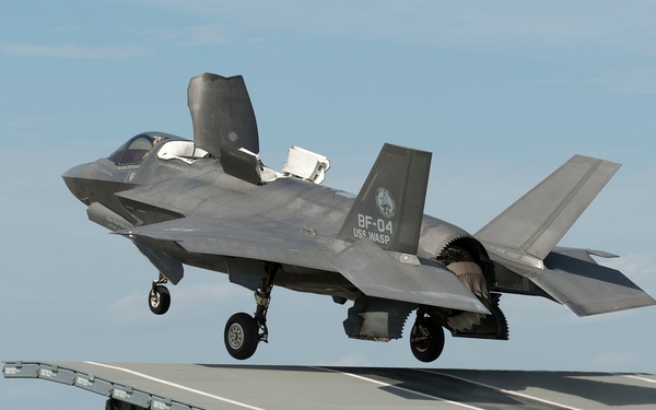 F-35B Lightning II Completes First Land-based Ski Jump Launch