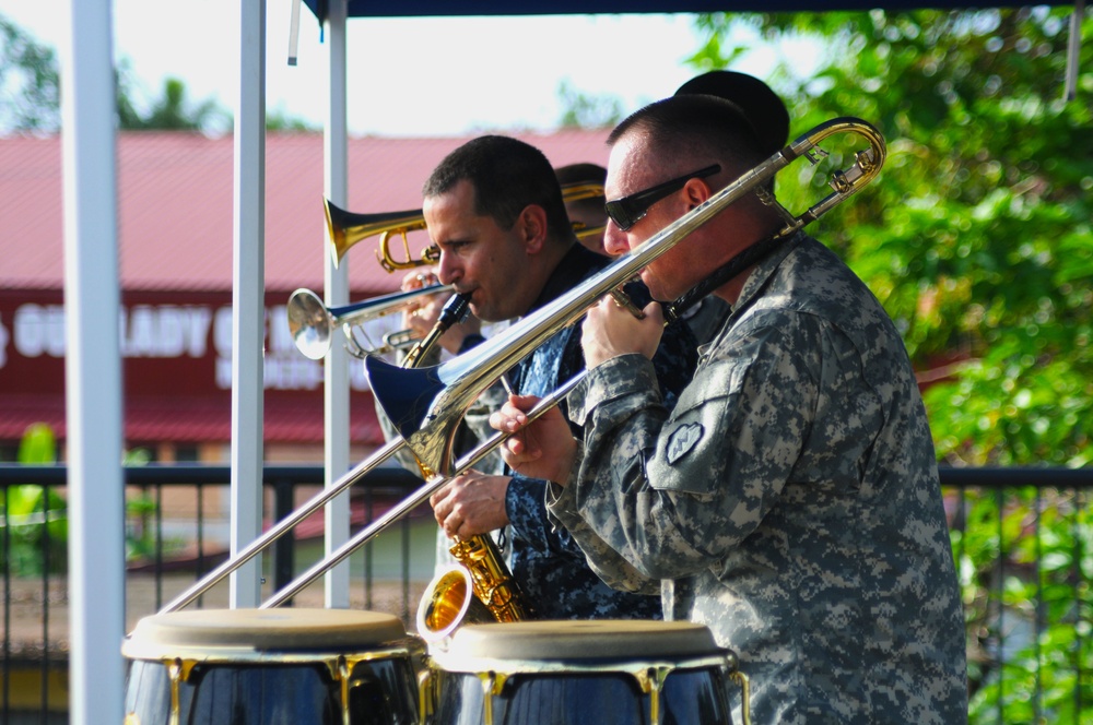 US Navy Pacific Fleet Band kicks off baseball tournament