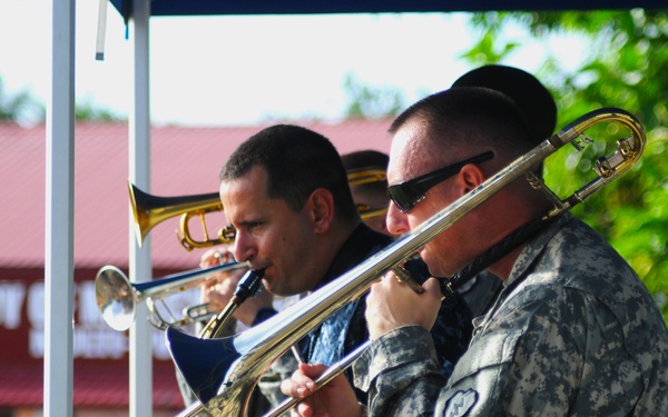 US Navy Pacific Fleet Band kicks off baseball tournament