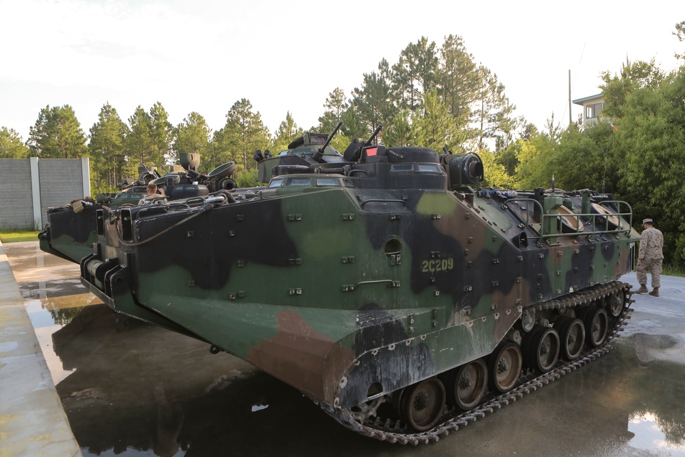 The oncoming storm: 2D AAV BN conducts a Heavy Brigade Combat Team qualification course