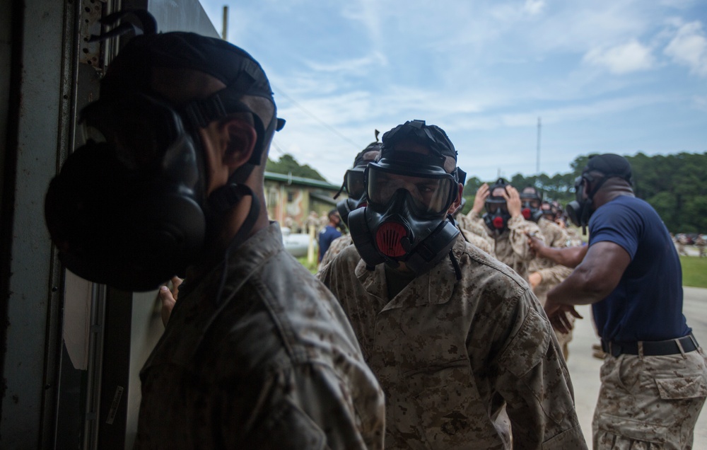 Marine recruits breathe easy in gas chamber on Parris Island