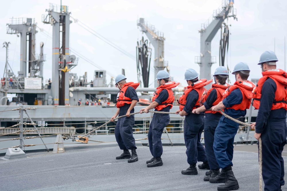 USS Lassen replenishment