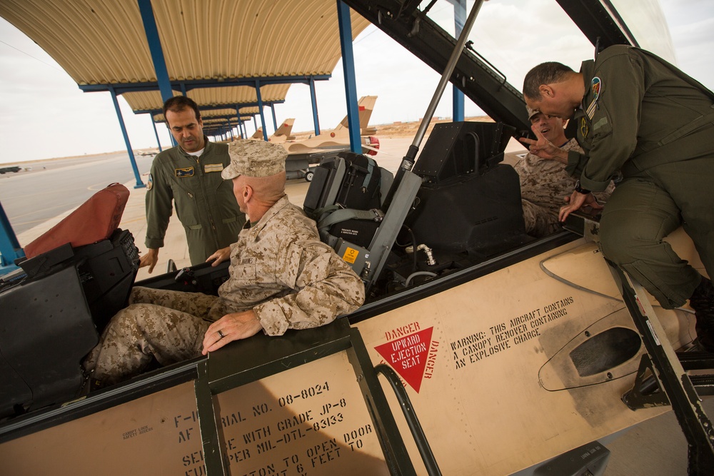 Exercise African Lion 15: Maj. Gen. Simcock visit