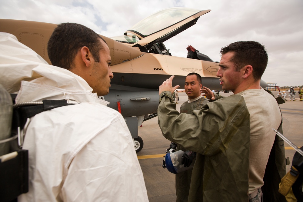 Exercise African Lion 15: Maj. Gen. Simcock visit