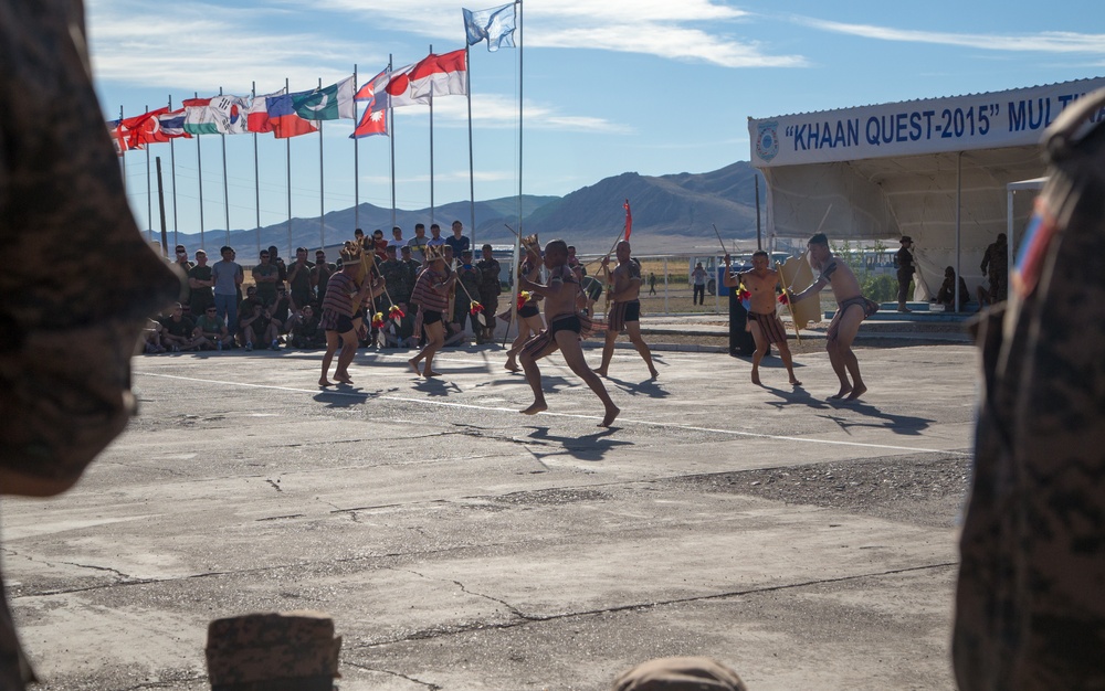 Armed Forces of the Philippines share culture during Khaan Quest