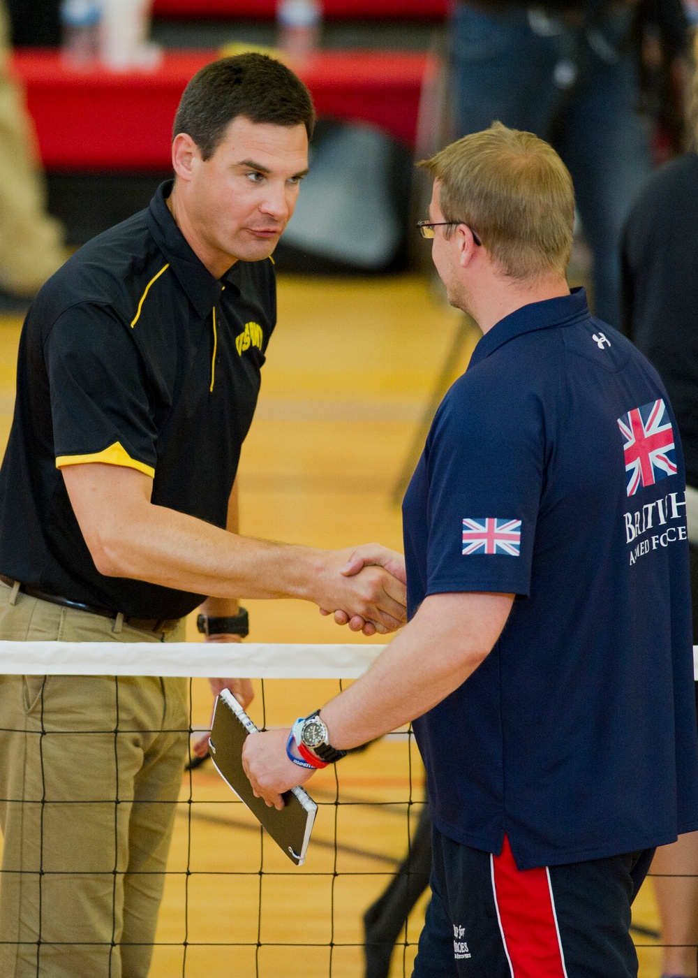 Team Army dominates sitting volleyball during 2015 DoD Warrior Games