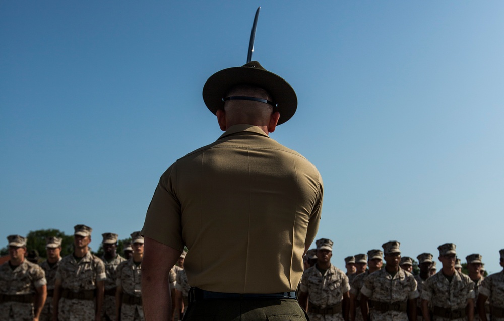 Marine recruits drill into final training days