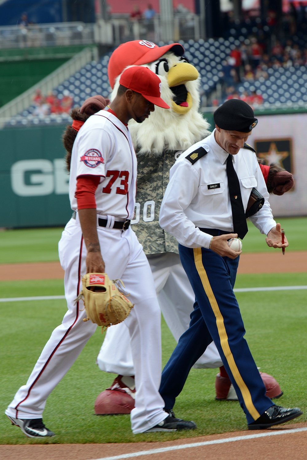 Army honored at Washington Nationals MLB game