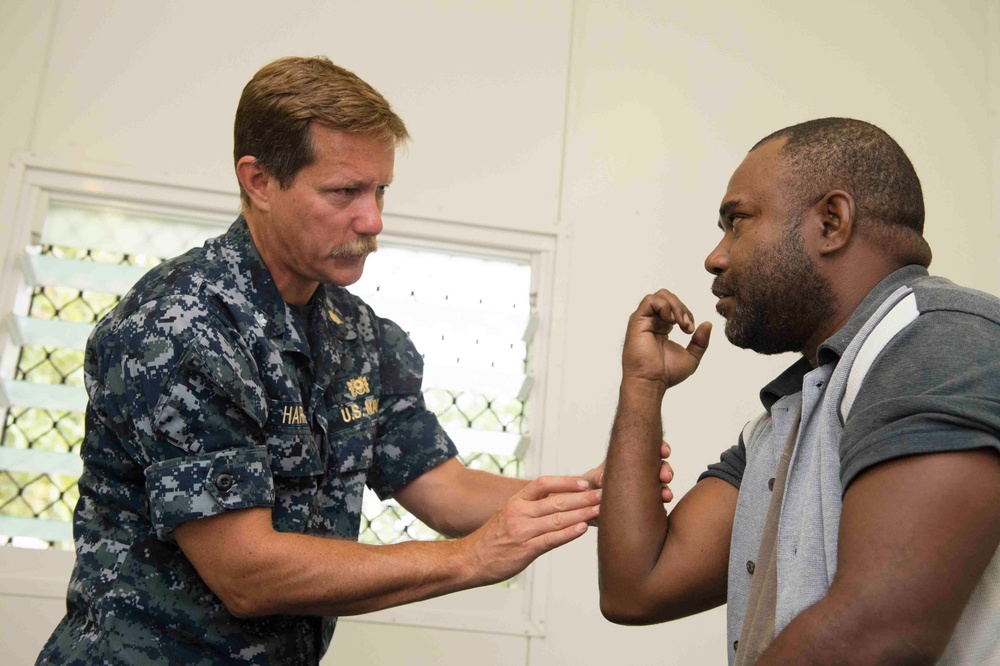 Surgery screening people in Arawa, Papua New Guinea, for Pacific Partnership 2015